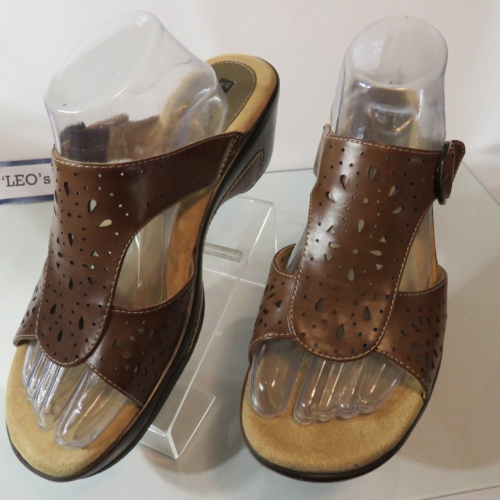 Women Sandals Size 11